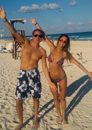 Nisman y una de sus amigas. Disfrutaba de una vida demasiado lujosa para sus ingresos.