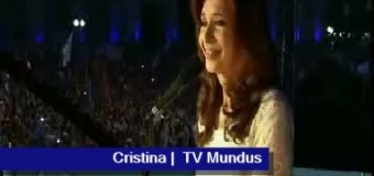 TV MUNDUS – Noticias | Programa especial. Cientos de miles de personas agradecen a Cristina Fernández.