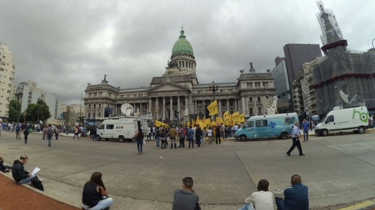 Escaso apoyo a Macri en la apertura del Congreso. FOTO: RADIO GRÁFICA