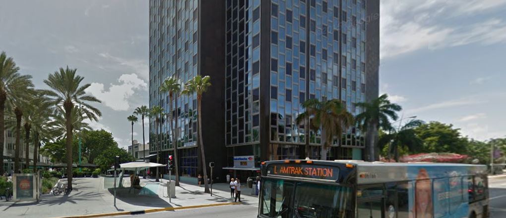 En el 407 de Lincoln en Miami Beach se encuentra la empresa de Gerónimo Venegas, supuesto sindicalista de los campesinos y aliado de Mauricio Macri.