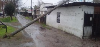 SOCIEDAD – Buenos Aires | Vientos de hasta 130 km de velocidad provocaron destrozos en la costa bonaerense.