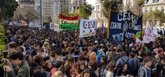 CABA – Régimen | Multitudinaria marcha de los estudiantes porteños contra la represión de Rodríguez Larreta.