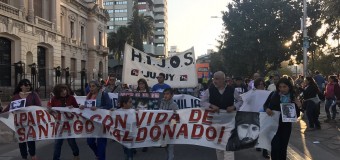 DESAPARECIDO – Régimen | En muchos lugares del mundo reclamaron por Santiago Maldonado, desaparecido por la Gendarmería macrista.