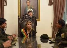 REGIÓN – GOLPE DE ESTADO EN BOLIVIA | La dictadora Añez designó a nuevo comandante de Fuerzas Armas. El golpista se fue a vivir a Estados Unidos.