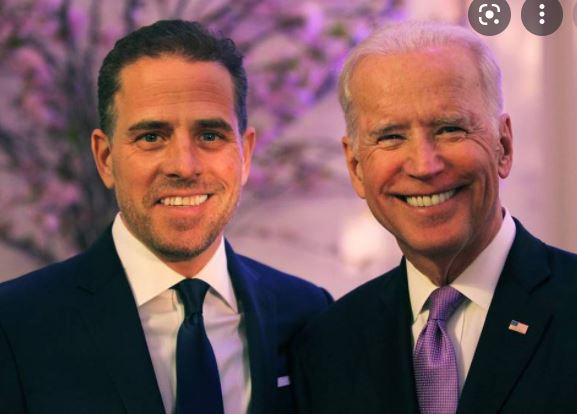 Joe Biden y su hijo Hunter.