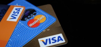 ECONOMíA – Tarjetas de Crédito | Ante el abuso existente las compras en u$s por tarjeta pasan de un recargo del 35 al 45 %.