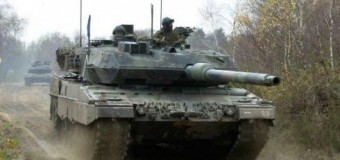 MUNDO – Ucrania | Ante el agotamiento de sus fuerzas, países estadounidenses le dan tanques a los nazis de Ucrania.