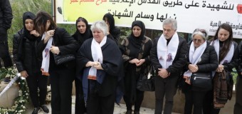 MUNDO – Palestina | La hija del Che Guevara visitó a familiares de periodistas asesinados por ataques judíos.